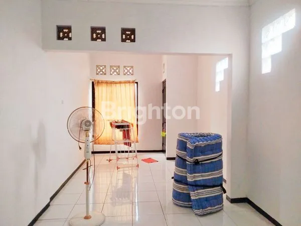 image RUMAH BAGUS MODERN 2 LT HARGA MURAH LOKASI STRATEGIS DEKAT KAMPUS² AREA SUHAT (2)