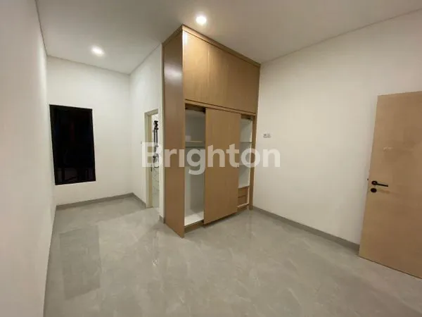 image RUMAH BANGUNAN BARU 2 LANTAI DI PRAMUKA RAWASARI CEMPAKA PUTIH JAKARTA PUSAT (6)