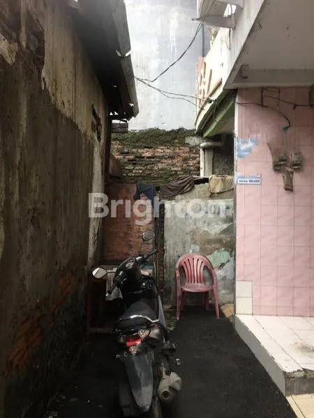 image RUMAH PETOJO 2 LANTAI, LOKASI STRATEGIS (4)