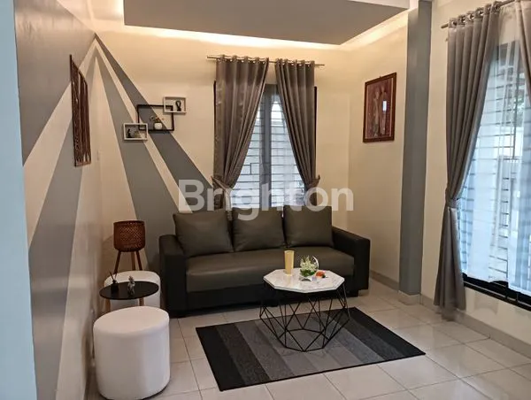 image RUMAH SIAP HUNI DI CIATER SERPONG TANGERANG SELATAN (2)