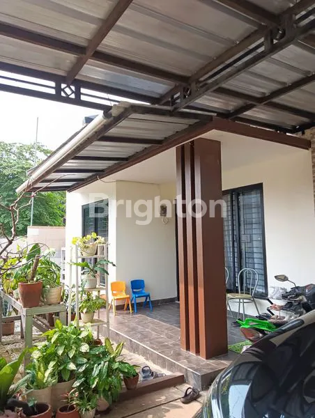 image RUMAH SIAP HUNI DI CIATER SERPONG TANGERANG SELATAN (4)