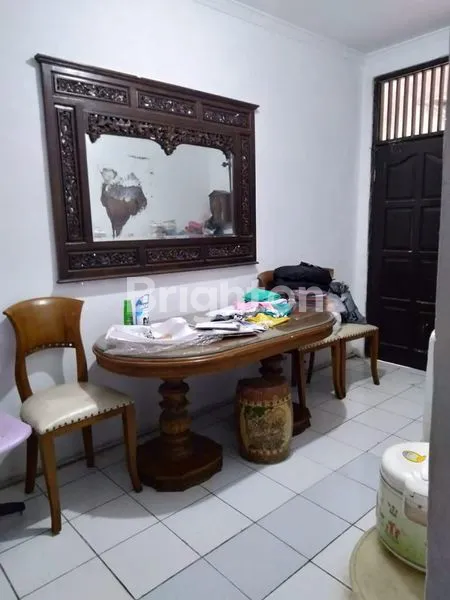 image RUMAH SIAP HUNI DAN STRATEGIS DI GRIYA DEPOK  (5)