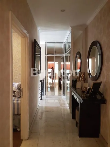 image RUMAH MATRAMAN 4 LANTAI DENGAN ROOFTOP (6)