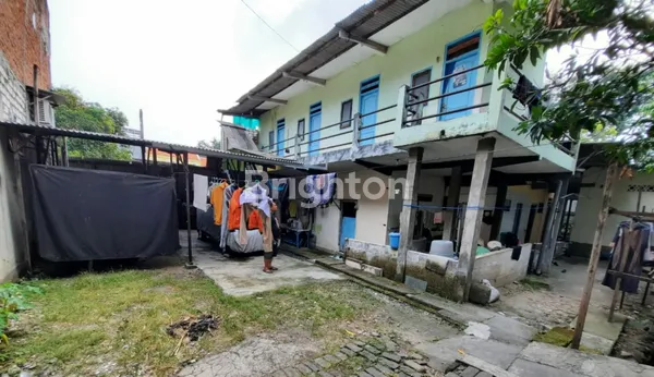 image RUMAH USAHA GRESIK KOTA - LOKASI STRATEGIS  (4)