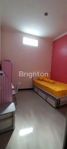 image RUMAH CANTIK SEMI FURNISH 2 LANTAI SOEKARNO HATTA MALANG (8)