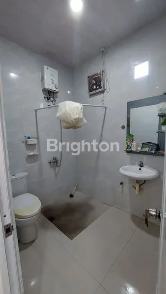 image NEGO SAMPAI DEAL!!! RUMAH MODERN MINIMALIS DI PURIMAS SURABAYA (4)