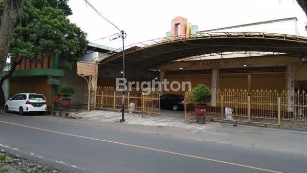image GUDANG & TOKO EX BENGKEL LUAS DI JALAN UTAMA WLINGI (1)