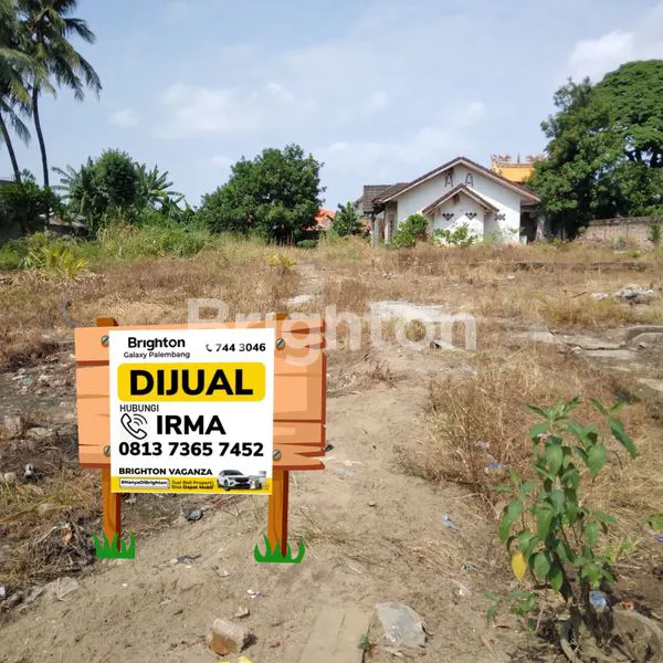 image DIJUAL RUMAH + TANAH LUAS 3,346 M2 DIPINGGIR JALAN, PUSAT KOTA. (1)
