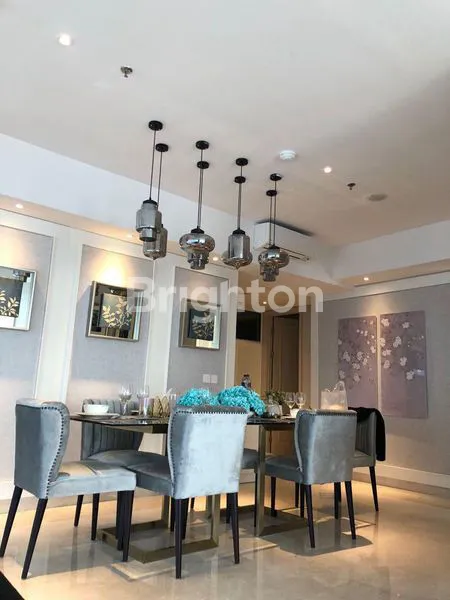 APARTEMEN ONE ICON TUNJUNGAN PLAZA
