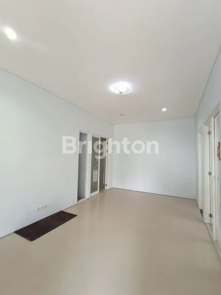 image ROYAL RESIDENCE ADDINGTON WIYUNG (2)