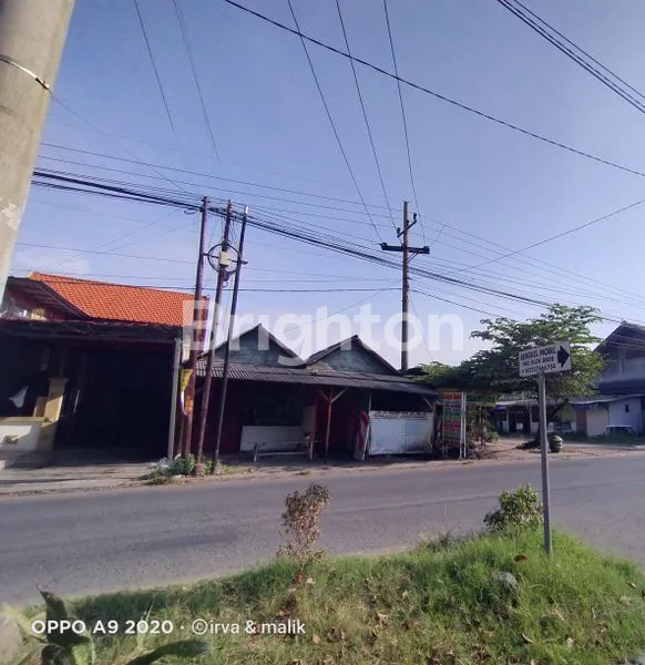 image RUMAH HITUNG TANAH , LOKASI NOL JALAN RAYA COCOK BUAT USAHA (1)