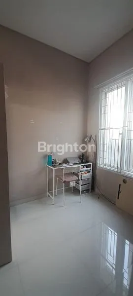 image RUMAH SIAP HUNI DI PONDOK GADING UTAMA KELAPA GADING (4)