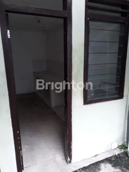 image SUPER MURAH DAN STRATEGIS JUAL RUMAH DARMO PERMAI TIMUR SELANGKAH KE TEMPAT KULINER DAN BERSEBELAHAN DENGAN HR MUHAMMAD  (3)