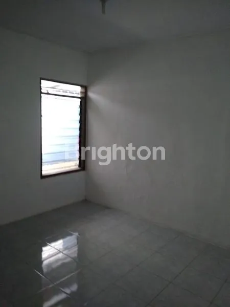 image SUPER MURAH DAN STRATEGIS JUAL RUMAH DARMO PERMAI TIMUR SELANGKAH KE TEMPAT KULINER DAN BERSEBELAHAN DENGAN HR MUHAMMAD  (4)