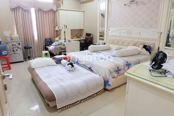 image RUMAH MEWAH DAN TERAWAT DI PUCANG ANOM, NGAGEL SURABAYA TIMUR (5)