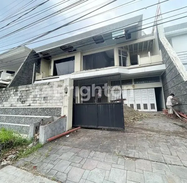 image RUMAH DI RAYA SATELIT UTARA  (1)