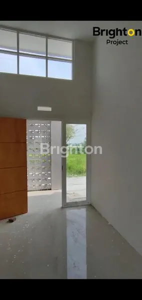 image 200 JUTA AN BISA BELI RUMAH DI GRESIK LOKASI DI JALAN RAYA DEKAT TOLL KLBM  (4)