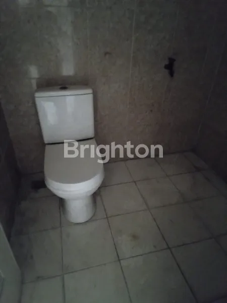 image TERMURAH! RUKO BARU 2 LANTAI SIAP PAKAI DI JALAN UTAMA PONDOK UNGU (3)