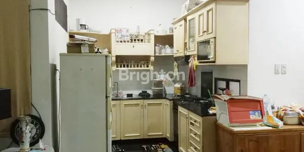 image RUMAH 2 LANTAI DALAM KOMPLEK ELIT DI KEMANGGISAN (3)