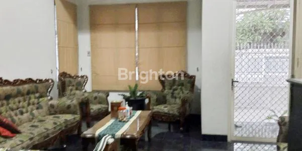 image RUMAH 2 LANTAI DALAM KOMPLEK ELIT DI KEMANGGISAN (7)