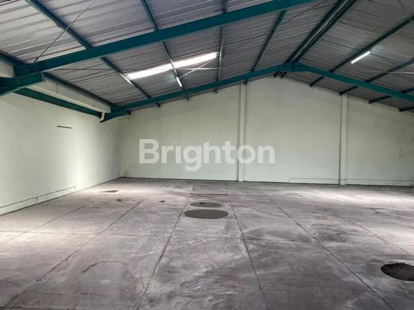 image GUDANG AKSES TRONTON JALAN PROVINSI KEDIRI  (3)