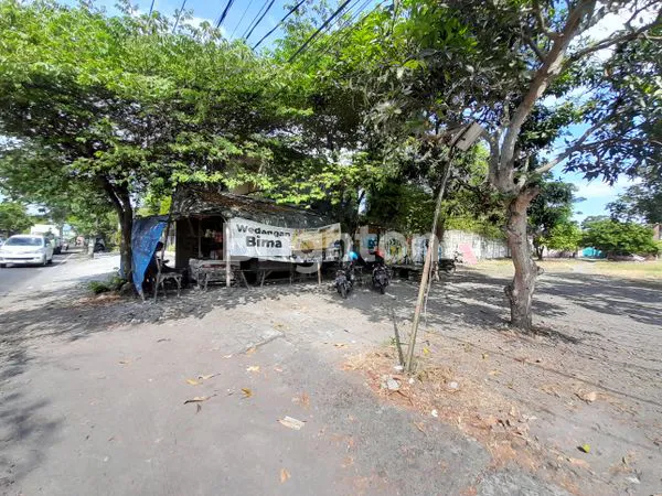 image SOLO, BAKI TANAH LUAS TEMPATNYA RAMAI 6 MENIT KE SOLO BARU , COCOK UNTUK  SEGALA MACAM USAHA (2)