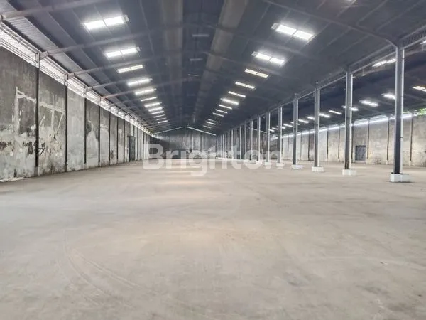 image SAYUNG GUDANG BESAR LAHAN LUAS SIAP PAKAI TEPI JALAN PANTURA SEMARANG DEMAK (3)