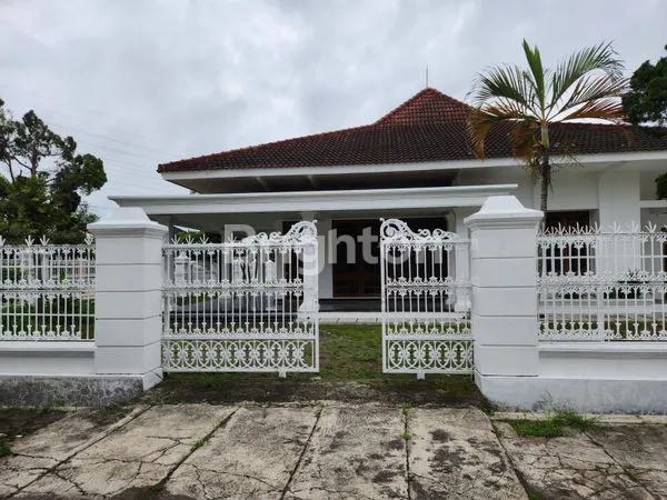 RUMAH JAJAR SURAKARTA HOOK LOKASI STRATEGIS SIAP HUNI