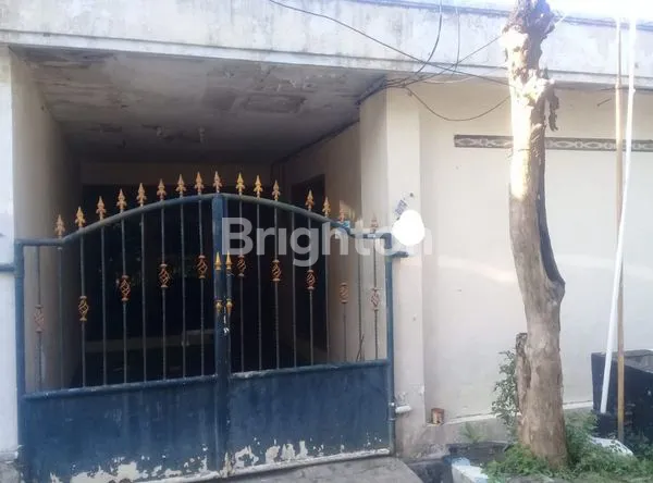 image HUNIAN TERAWAT UNDER 1M LOKASI STRATEGIS DEKAT UK PETRA (1)