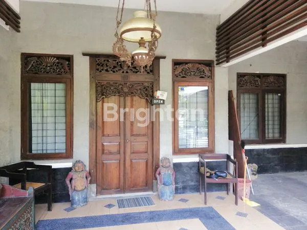 image RUMAH ETNIK SIAP HUNI KUTISARI INDAH BARAT (4)