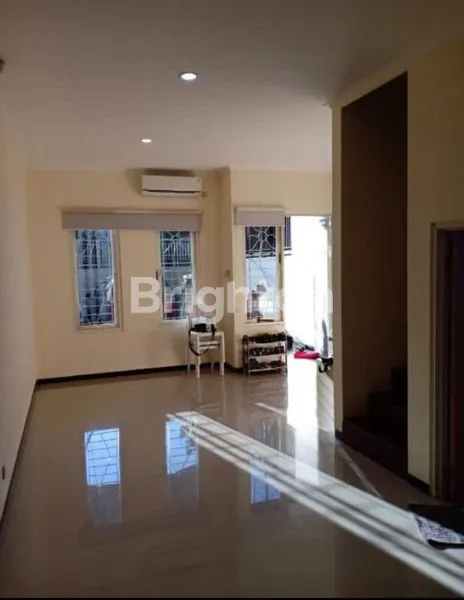 image DIJUAL RUMAH 2LANTAI LEBAK REJO (8)