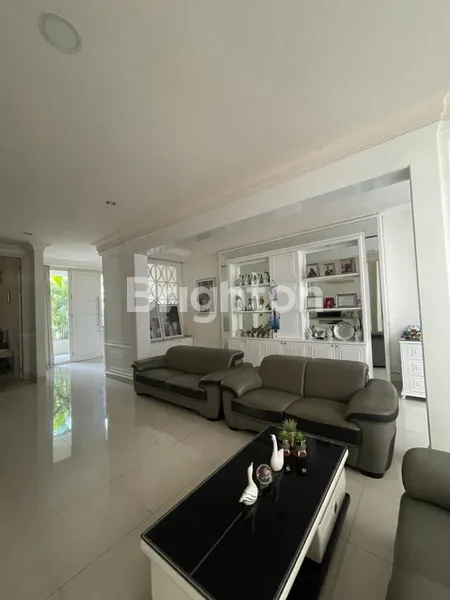 image MEWAH RUMAH 2UNIT MURAH 2 LANTAI SEMI FURNISH THE MANSION PAKUWON INDAH DEKAT PAKUWON MALL GWALK CITRALAND MAYJEN SUNGKONO CIPUTRA WORLD PINTU MASUK TOLL SURABAYA AREA RAMAI TIDAK SEPI, SURABAYA (1)