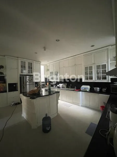 image MEWAH RUMAH 2UNIT MURAH 2 LANTAI SEMI FURNISH THE MANSION PAKUWON INDAH DEKAT PAKUWON MALL GWALK CITRALAND MAYJEN SUNGKONO CIPUTRA WORLD PINTU MASUK TOLL SURABAYA AREA RAMAI TIDAK SEPI, SURABAYA (2)