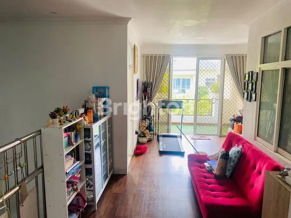 image HUNIAN STRATEGIS NYAMAN DAN ASRI DENGAN KOLAM RENANG PRIBADI MODERNLAND JALAN RAYA TAMAN GOLF TANGERANG (7)