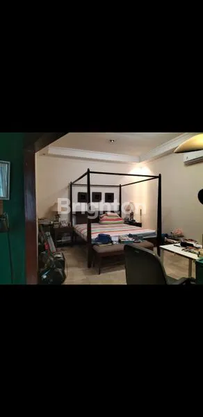 image RUMAH PATAL SENAYAN, JAKARTA SELATAN 2 LANTAI SIAP HUNI DI SEKITAR GROGOL UTARA, LUAS TANAH 176M2 (KODE RMRG1846) (5)