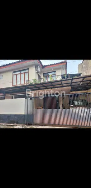 image RUMAH PATAL SENAYAN, JAKARTA SELATAN 2 LANTAI SIAP HUNI DI SEKITAR GROGOL UTARA, LUAS TANAH 176M2 (KODE RMRG1846) (6)