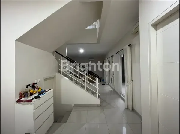 image RUMAH SIAP HUNI DI IL LAGO GADING SERPONG TANGERANG (5)