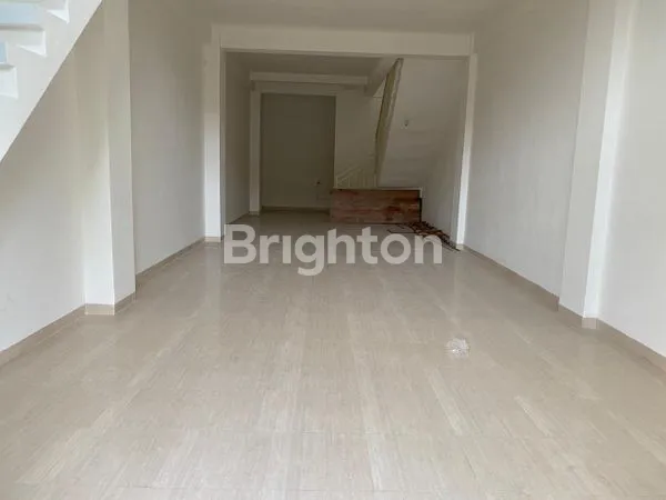 image RUKO RAYA MERR HADAP JALAN RAYA 4,5 LANTAI STRATEGIS (3)