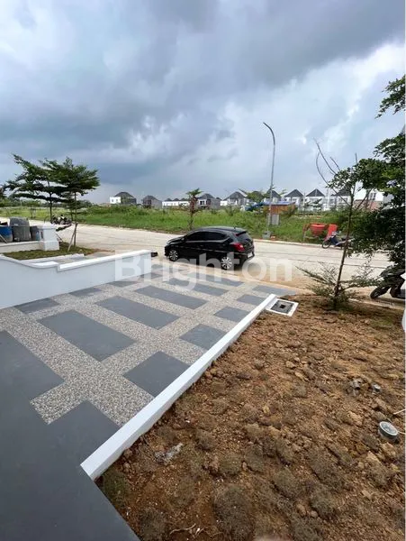 image RUMAH CANTIK DAN CLASSIC MODERN DI PERUMAHAN CITRALAND, KOMPLEK ELITE DI PALEMBANG (8)