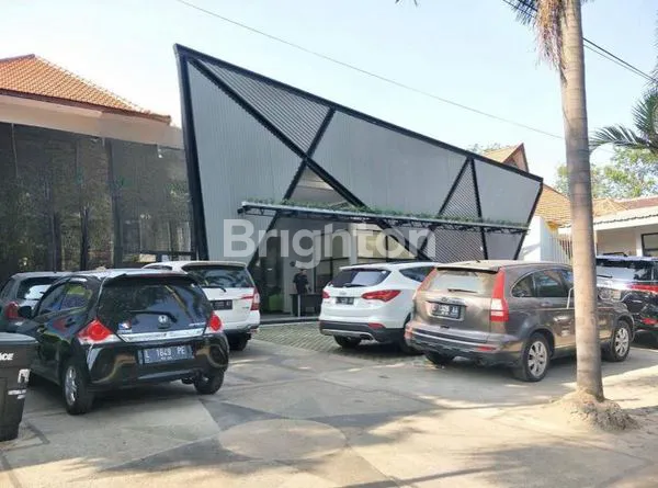 image RUMAH USAHA DI PUSAT KOTA SURABAYA RAYA DARMO COCOK UNTUK CAFE RESTO BANK DAN USAHA LAIN NYA TANAH NGANTONG (1)
