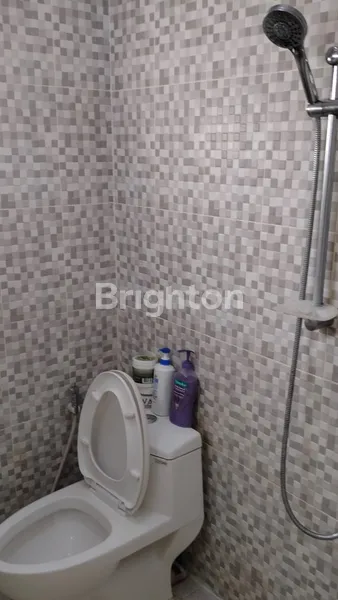 image RUMAH 1 1/2 LANTAI BOJONG INDAH (8)