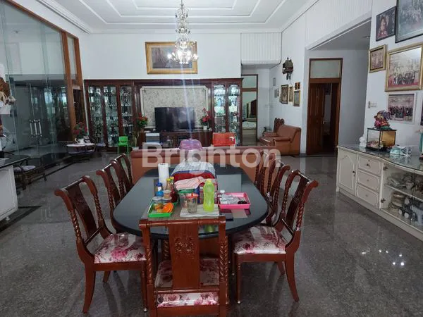 image RUMAH DITENGAH KOTA DAERAHGUNUNG DI JALAN GUNTUR (6)