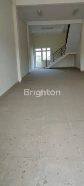 image RUKO MODERN (1A) SIAP PAKAI!! MINIM RENOV!!! BANGUNAN KOKOH DAN BARU (4)