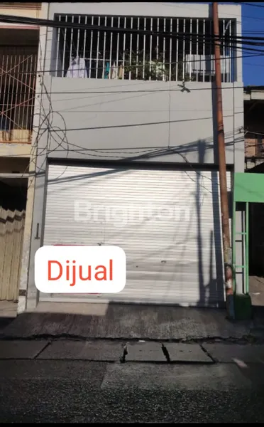 image RUMAH DAN TEMPAT USAHA, KAWASAN RAMAI PADAT PENDUDUK. DAERAH PUTAT GEDE**COCOK UNTUK SEGALA MACAM USAHA (1)