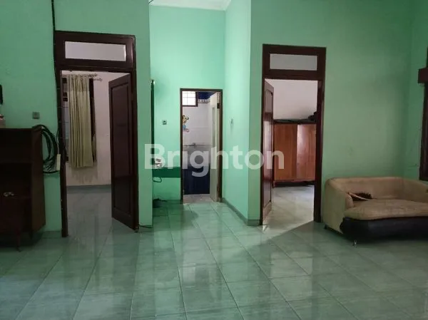 image RUMAH SIAP HUNI MARGOREJO INDAH (6)