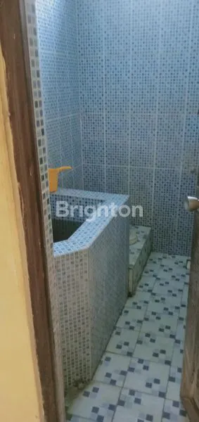 image RUMAH  2 LANTAI & SISA TANAH YG LUAS SECOND ROAD TERAWAT SIAP HUNI SUKODONO (5)