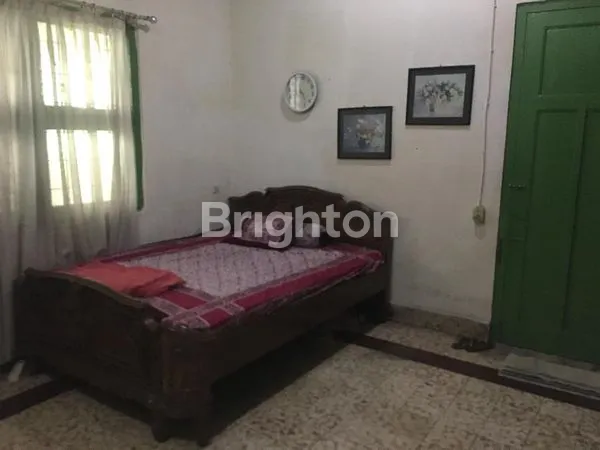 image RUMAH BONUS TOKO DAN KOS-KOSAN 22 KAMAR LOKASI STRATEGIS DI TENGAH KOTA (5)