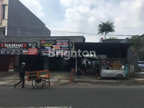 image RUMAH BONUS TOKO DAN KOS-KOSAN 22 KAMAR LOKASI STRATEGIS DI TENGAH KOTA (1)