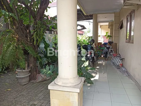 image RUMAH PINGGIR JALAN DEKAT STASIUN DEPOK (8)