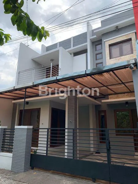 image RUMAH 2 LANTAI FULL FURNISH SIAP HUNI DI JAJAR SOLO (1)
